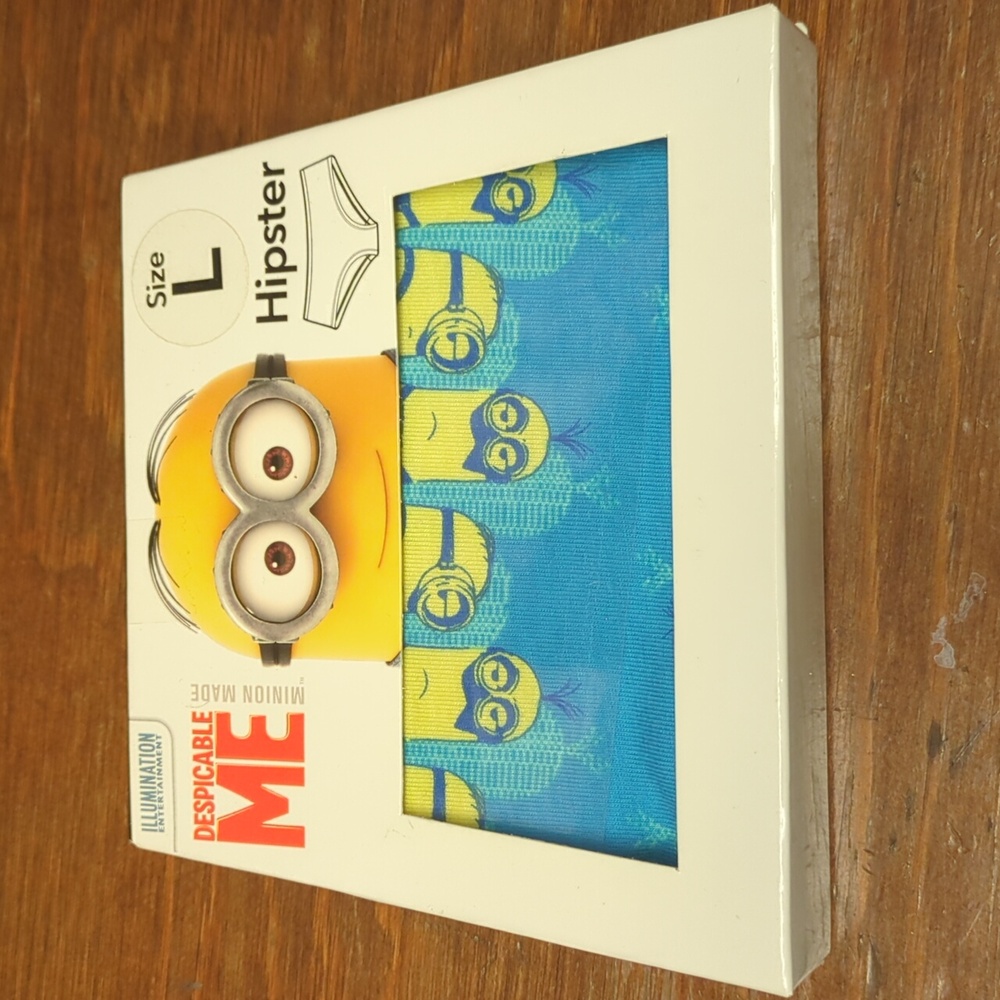 Minion Made Hipster Panties – 95% Cotton ladies underwear New in Gift Box Size L
